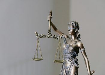 How Indian Law Graduates Can Qualify to Practice in the US, UK, Canada, and Australia